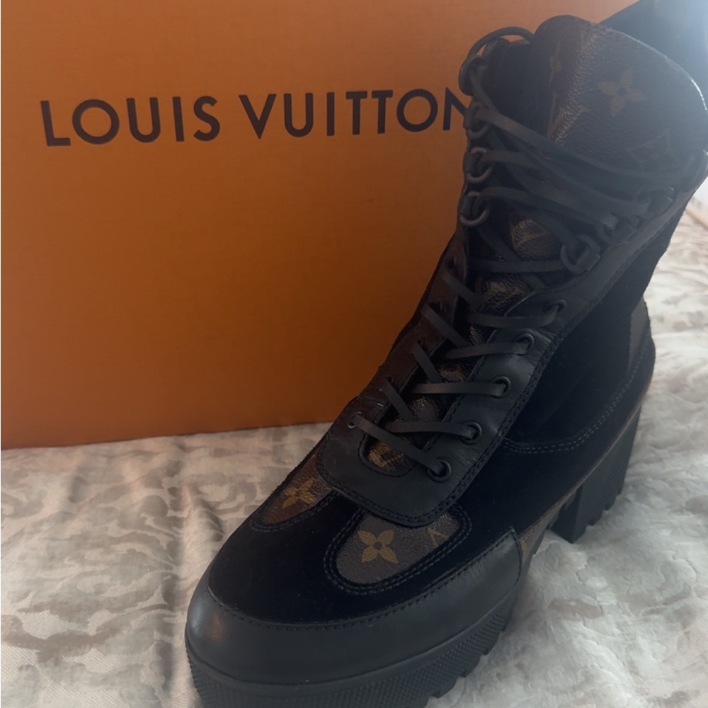 Louis Vuitton Black Women's Boots